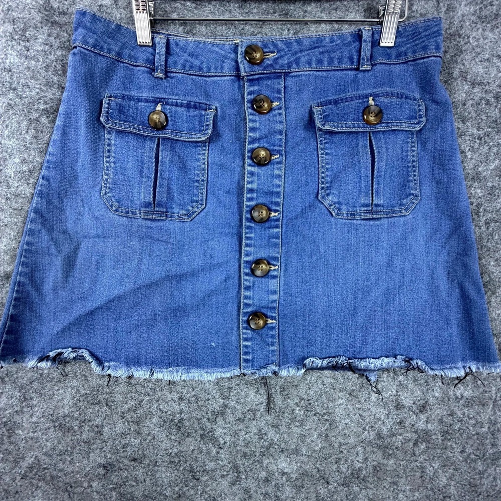 Democracy Mini Jean Skirt Womens 10 Blue‎ Denim Stretch Frayed Hem Button Front